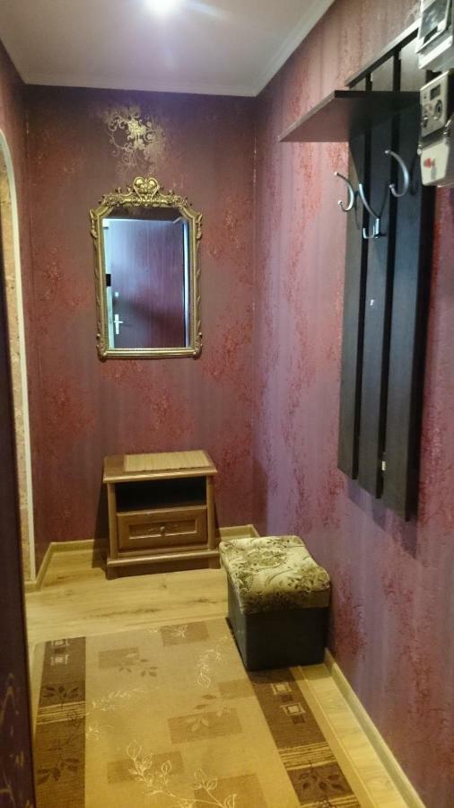Апартамент В Центре Города, Stacijas 111 陶格夫匹尔斯 外观 照片